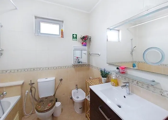 View 990 Meters From On Foot Daire *